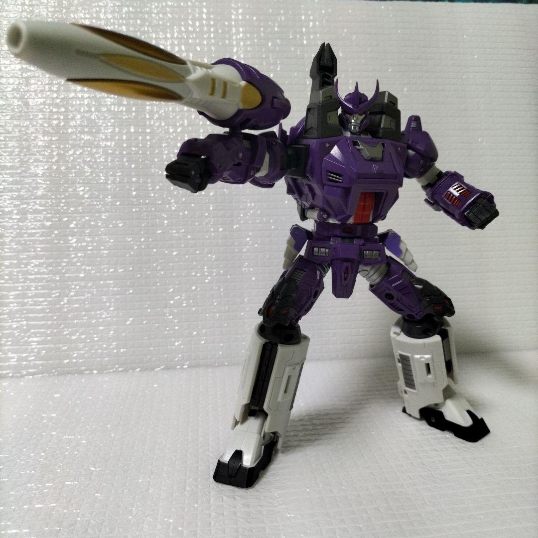 Unique Toys UT-g01 Maniaking マニアキング