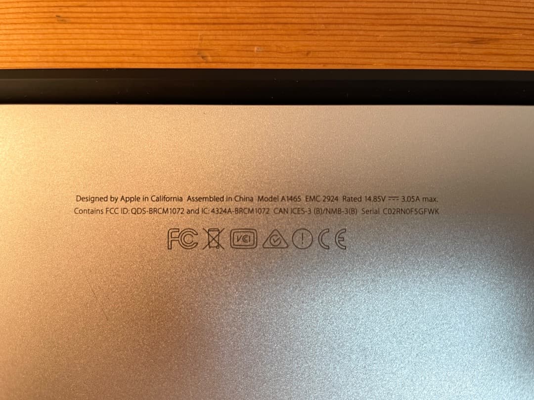 Apple MacBook Air 11インチ, Early 2015 US