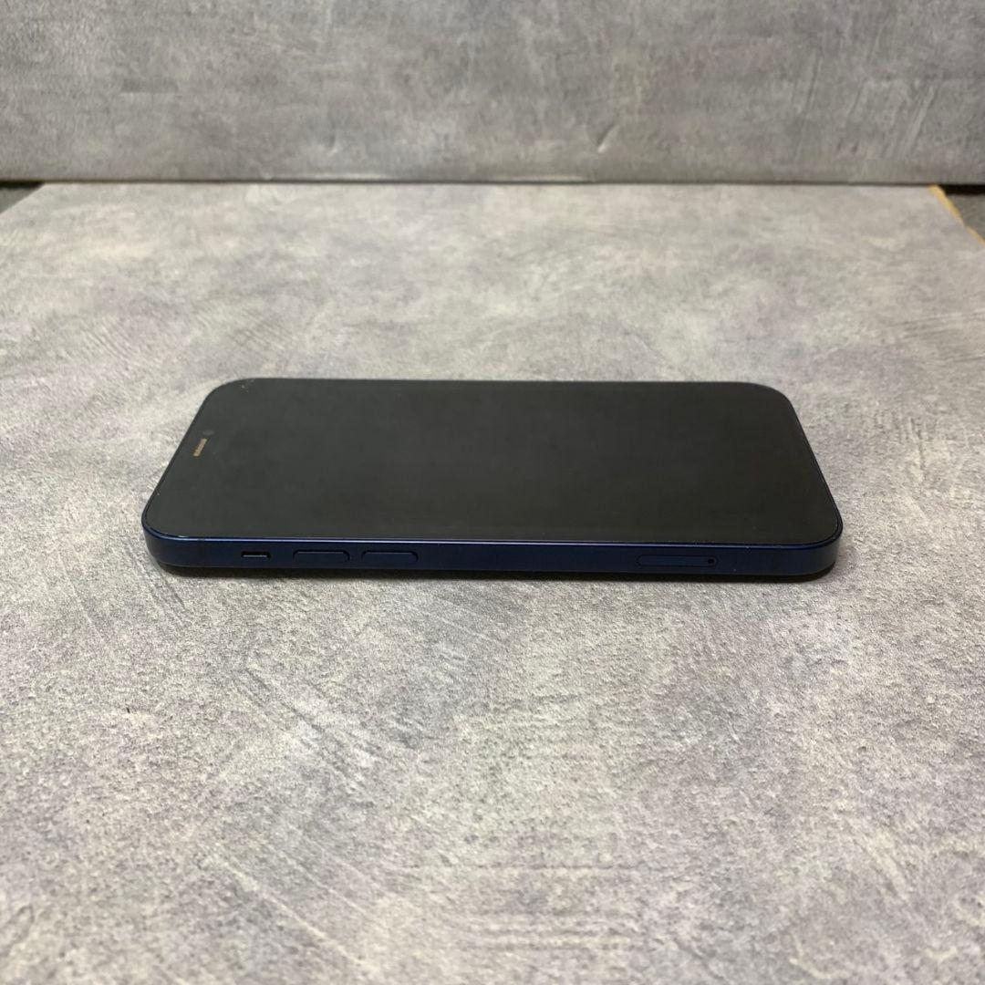 L093 Apple アップル iPhone 12 64GB 容量77%