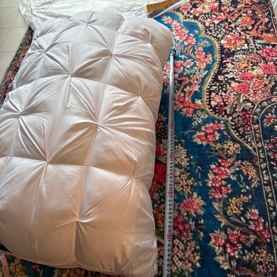 Hilton Garden ピンタックデザイン枕・ピロー