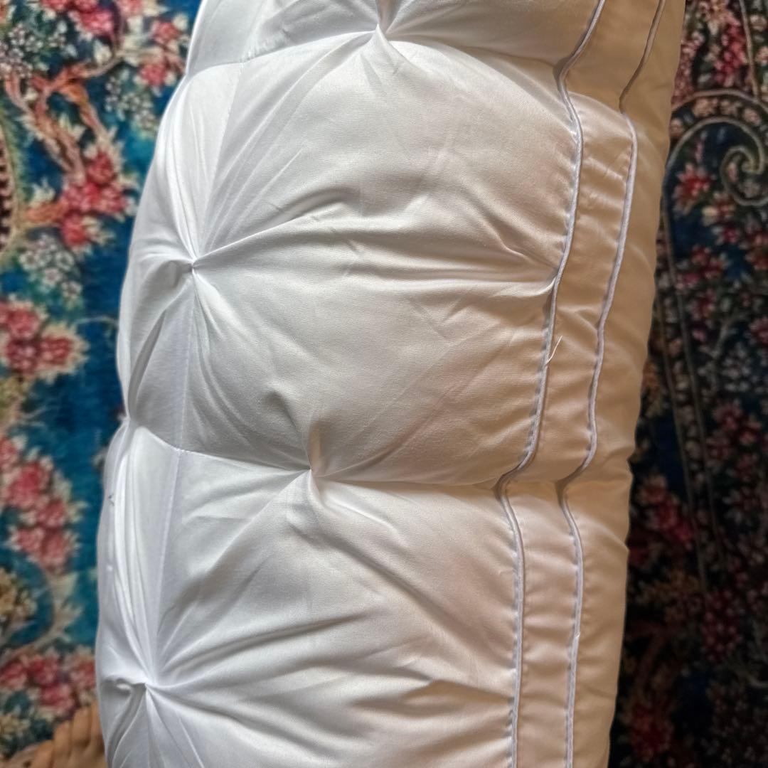 Hilton Garden ピンタックデザイン枕・ピロー
