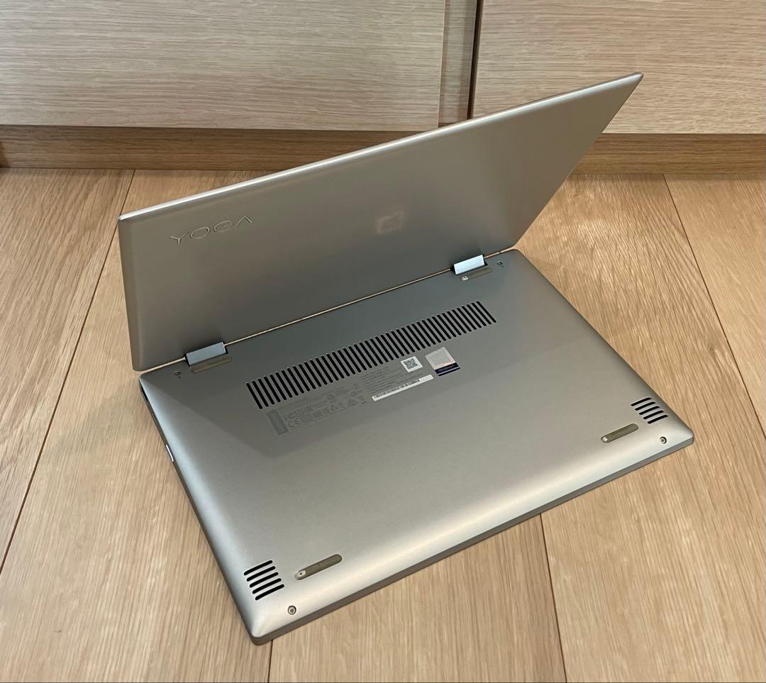Lenovo YOGA 720-12IKB タッチパネル 美品 USBハブ等付！