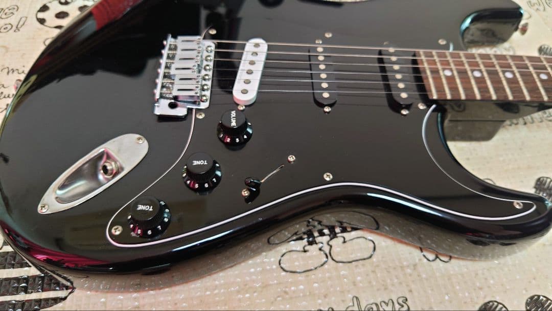 TOKAI Custom ブラックエレキギター　改