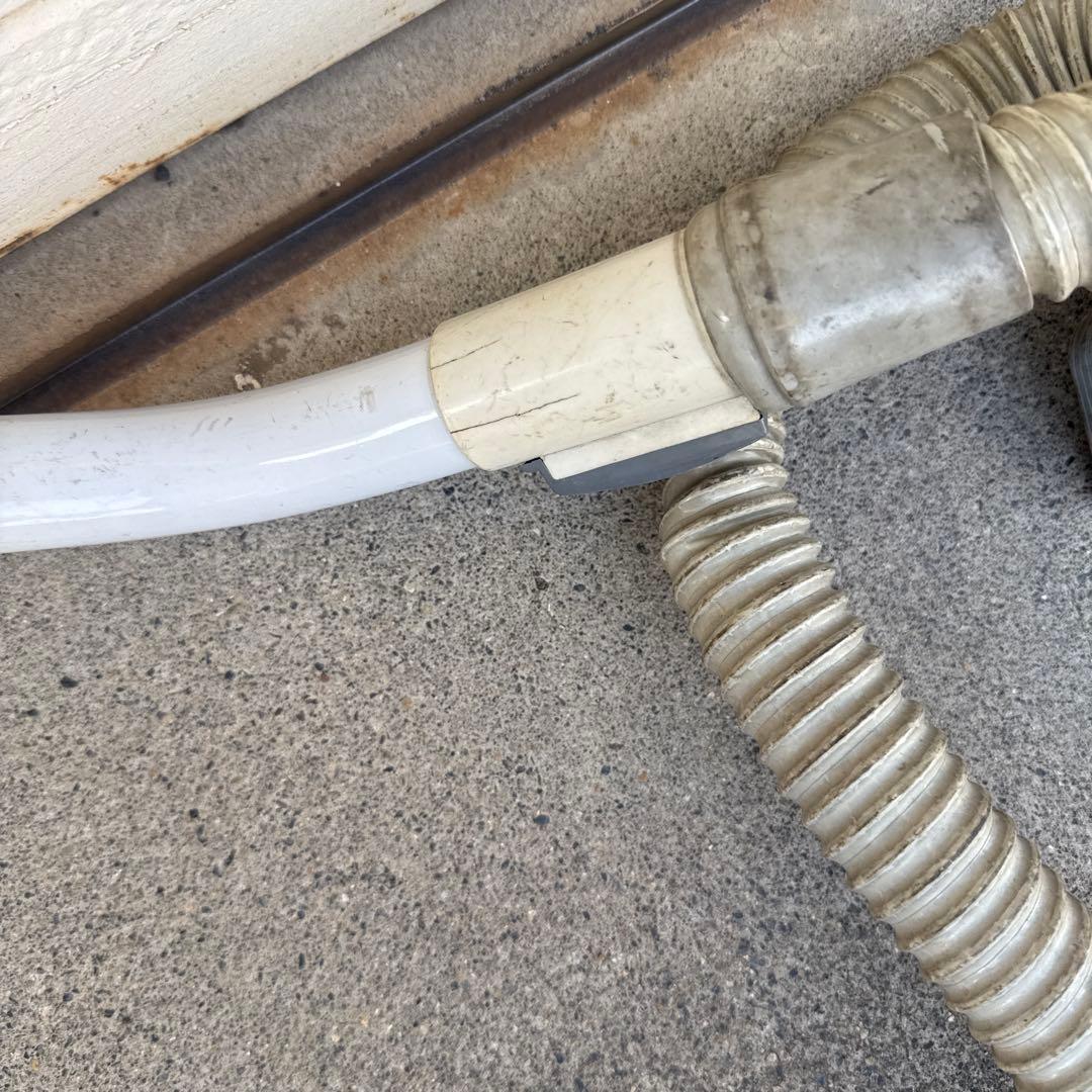 ナショナル　キャニスター掃除機 赤　レトロ