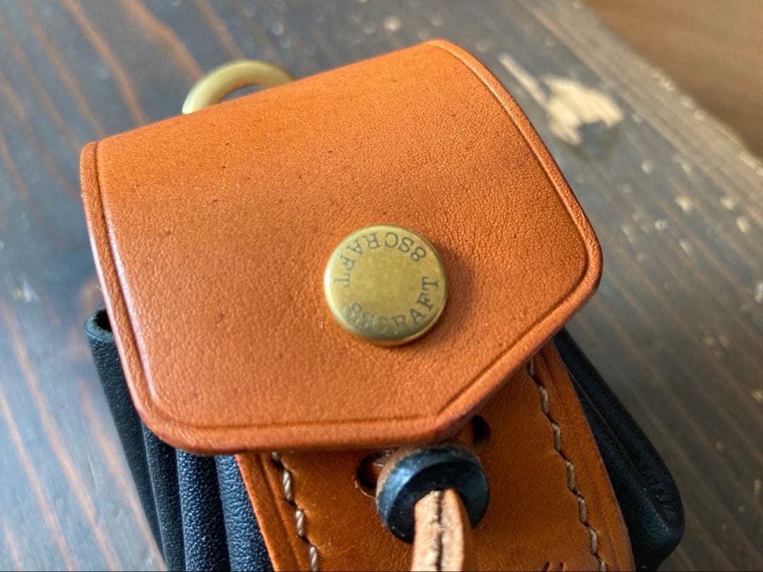 レザークラフト　ハンドメイド　イタリアヌメ革のレザーポーチ