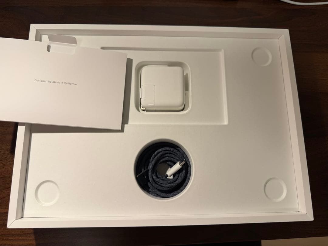 MacBook本体 Apple MacBook Air 2025 M4 16GB 256GB