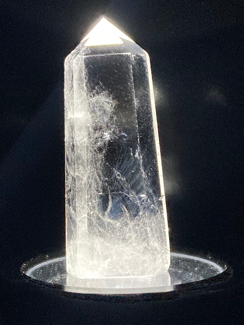 エンジェルラダークォーツ　天然　水晶　ポイント　原石　鉱物　置物パワーストーン