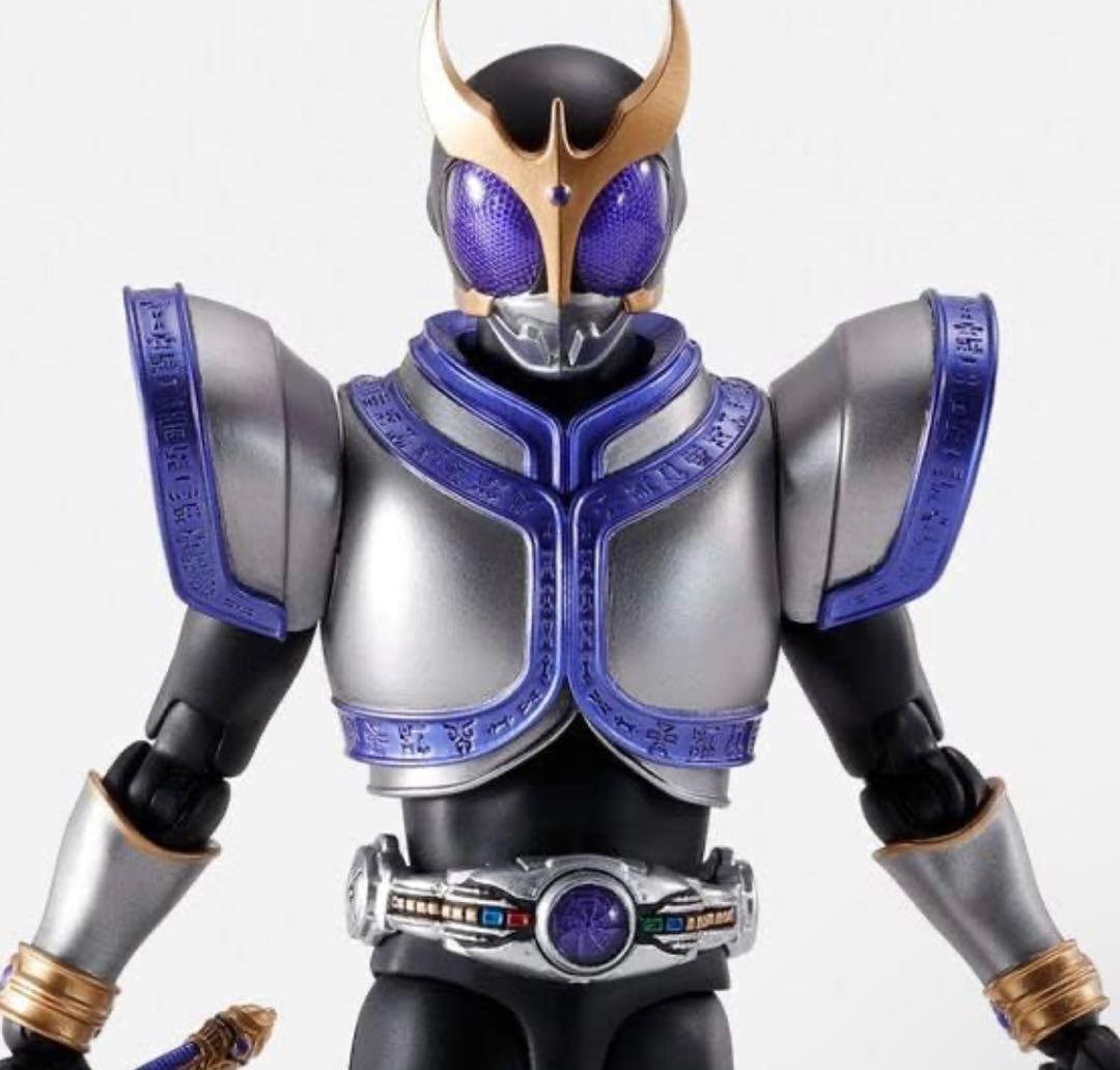 【新品】 S.H.フィギュアーツ 真骨彫 仮面ライダークウガ タイタンフォーム