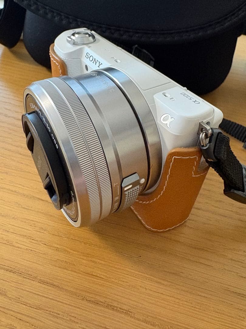 SONY ミラーレス一眼カメラα5100