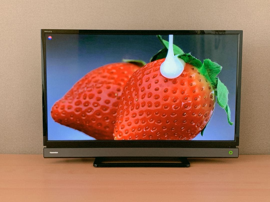 WiFiスマ一トテレビ 東芝 32型 32インチ Youtube等ネット動画可