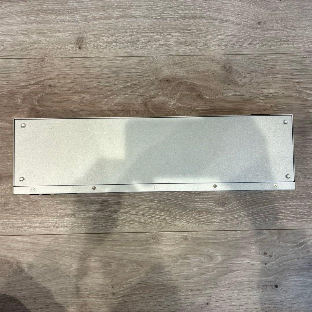 UniFi USW Aggregation 8ポート 10G SFP+ スイッチ