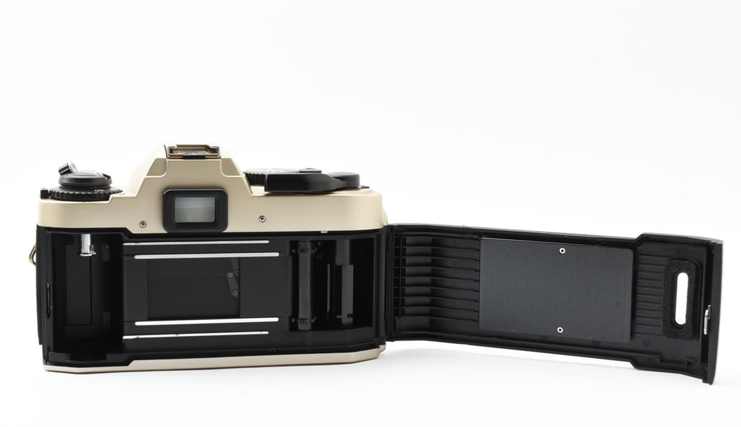 美品 Nikon FE10 35-70mm レンズキット 本箱付き #7793