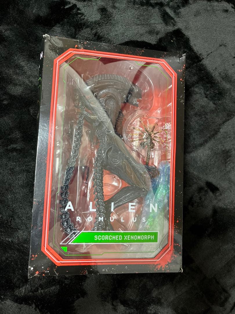 NECA ネカ エイリアン ロムルス スコーチドゼノモーフ　7インチ　フィギュア
