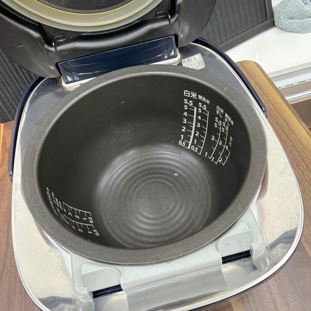 TOSHIBA真空圧力IHジャー炊飯器