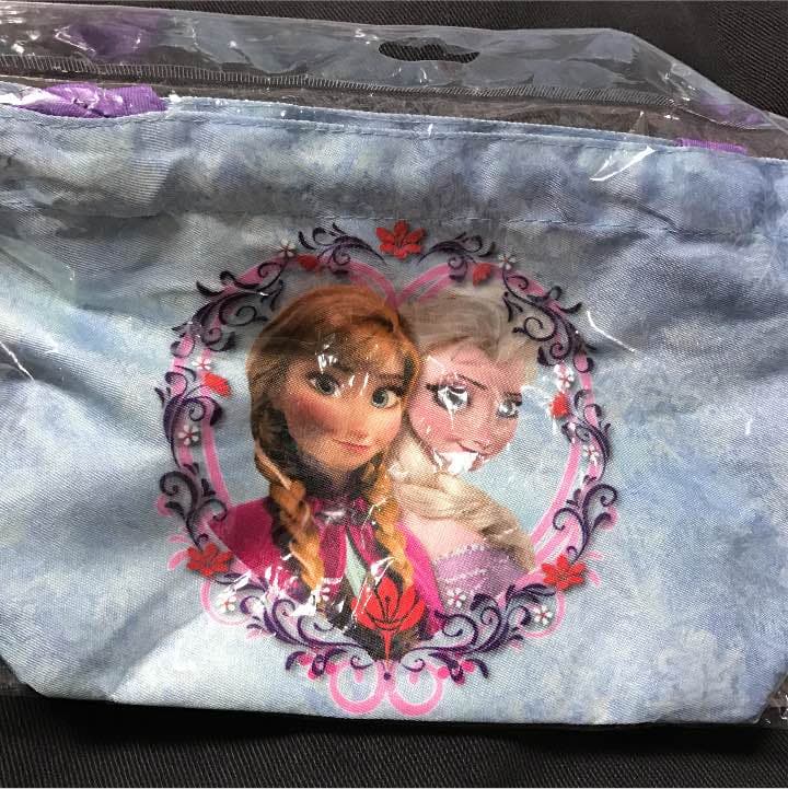 アナ雪お弁当箱