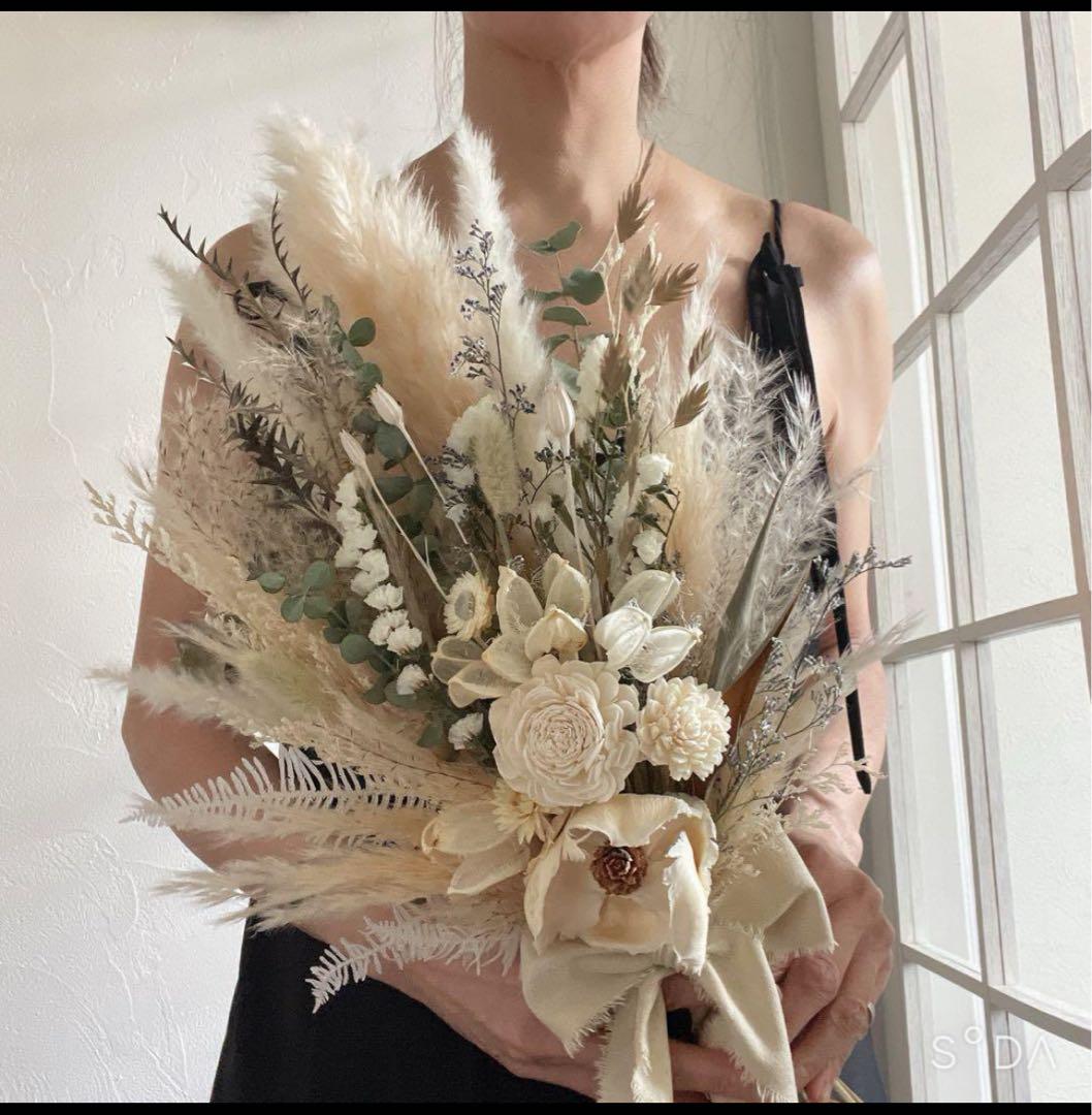 ドライフラワーブライダルブーケ　ホワイトグリーン　パームフラワークラシカル