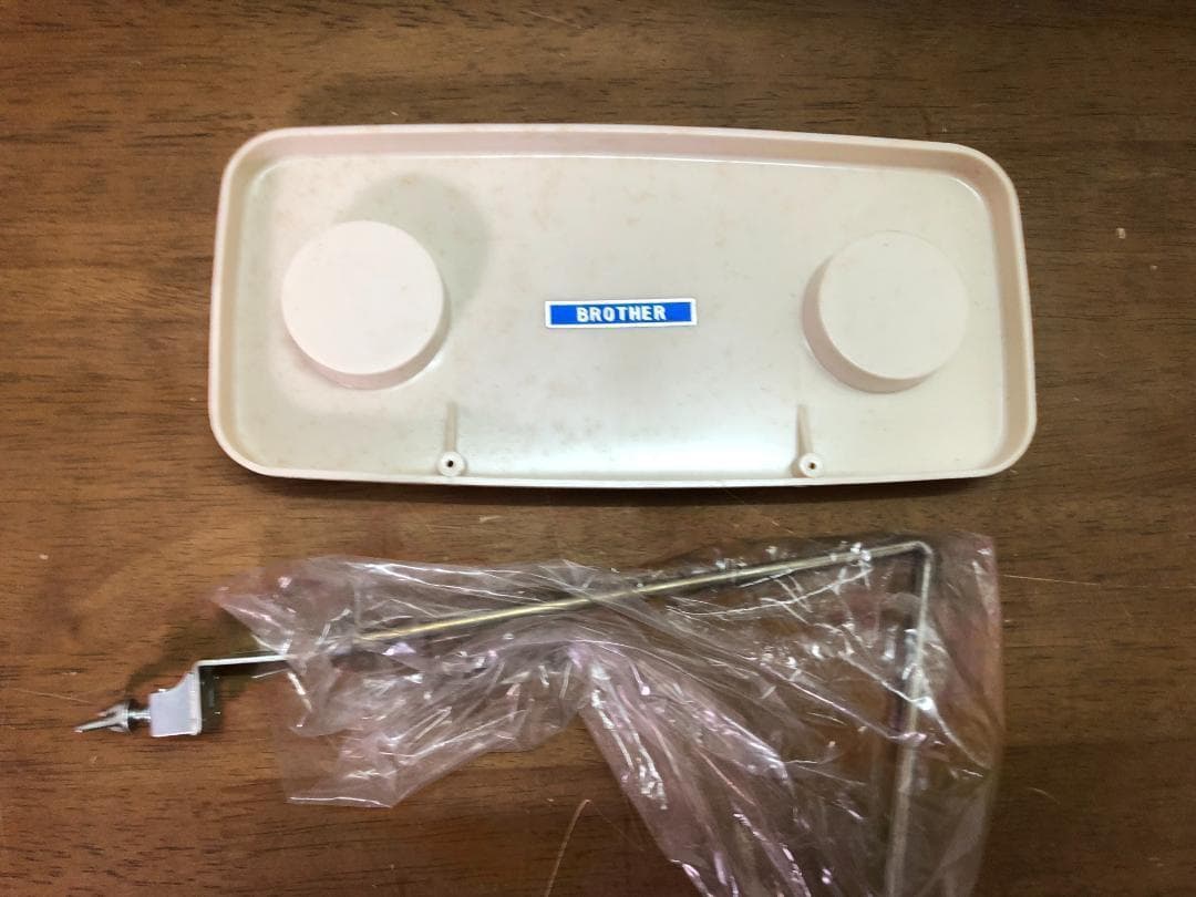 brother 糸巻器 L ブラザー 昭和レトロ　ミシン用具　1022-6