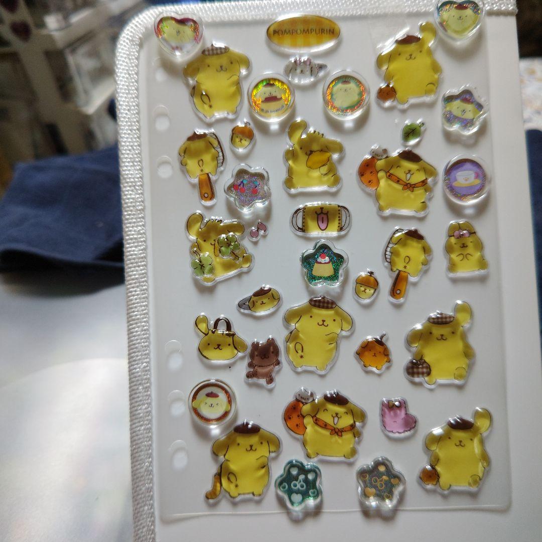 シール帳A5サンリオぎっしり15P!!25000円相当最近のシール貼ってます!
