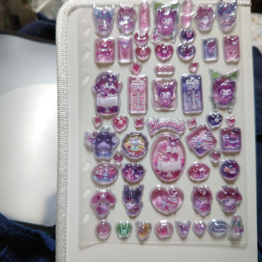 シール帳A5サンリオぎっしり15P!!25000円相当最近のシール貼ってます!