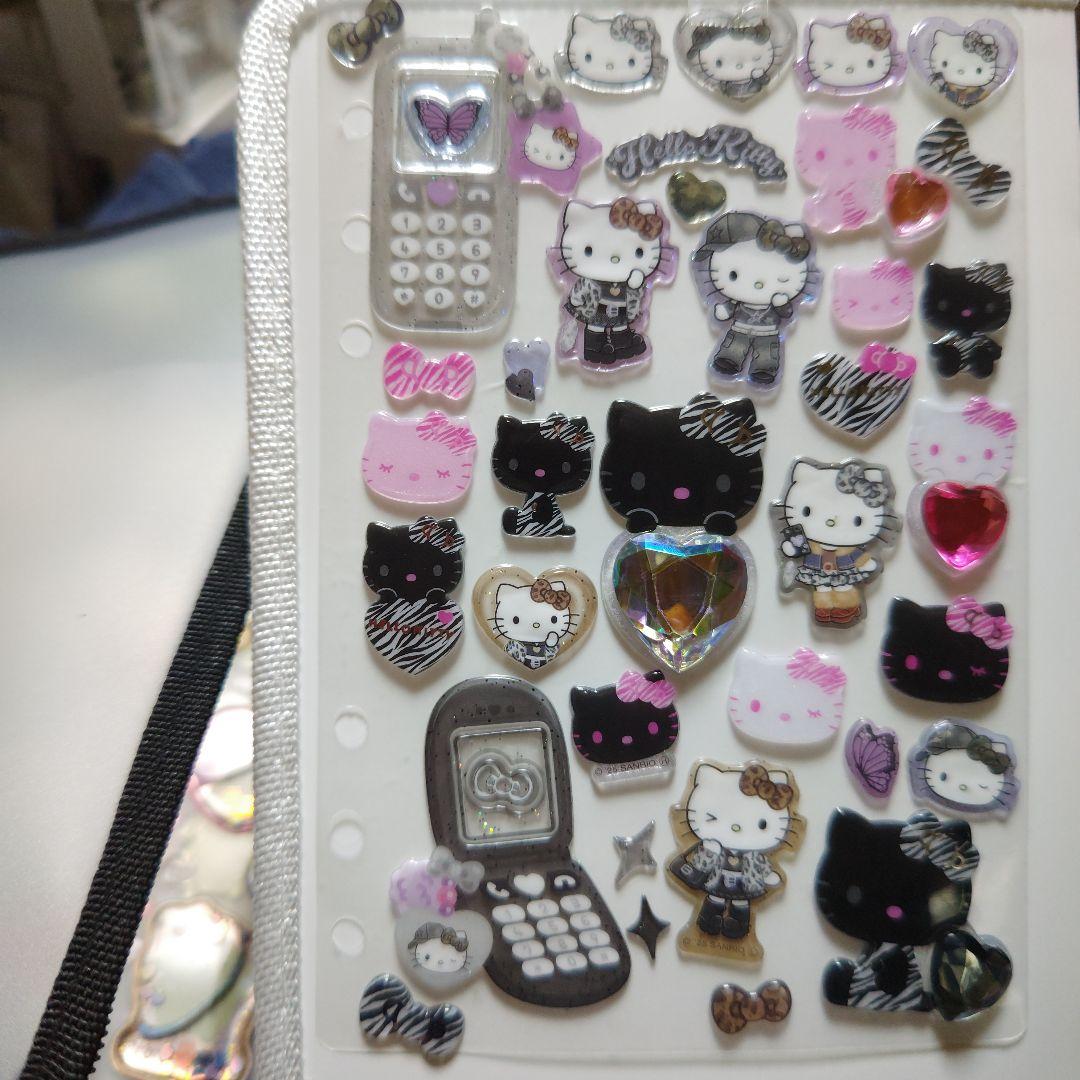 シール帳A5サンリオぎっしり15P!!25000円相当最近のシール貼ってます!