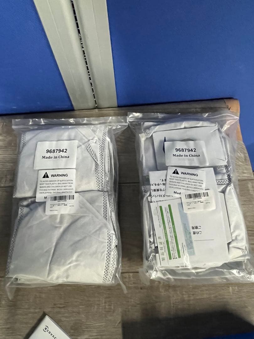 ECOVACS ロボット掃除機 DEEBOT T30 OMNI　付属品あり