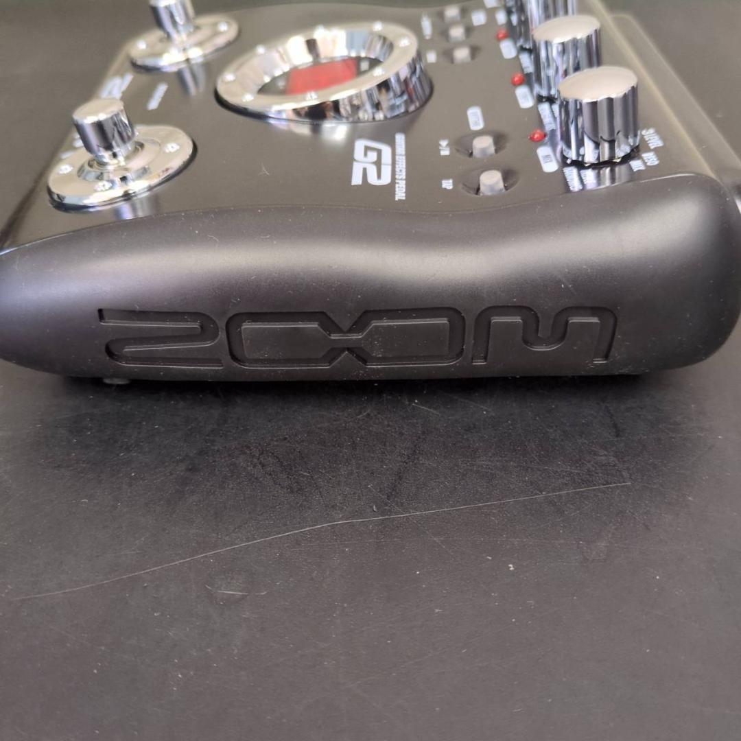 ☆未使用品　ZOOM G2　GUITAR EFFECTS PEDAL G2