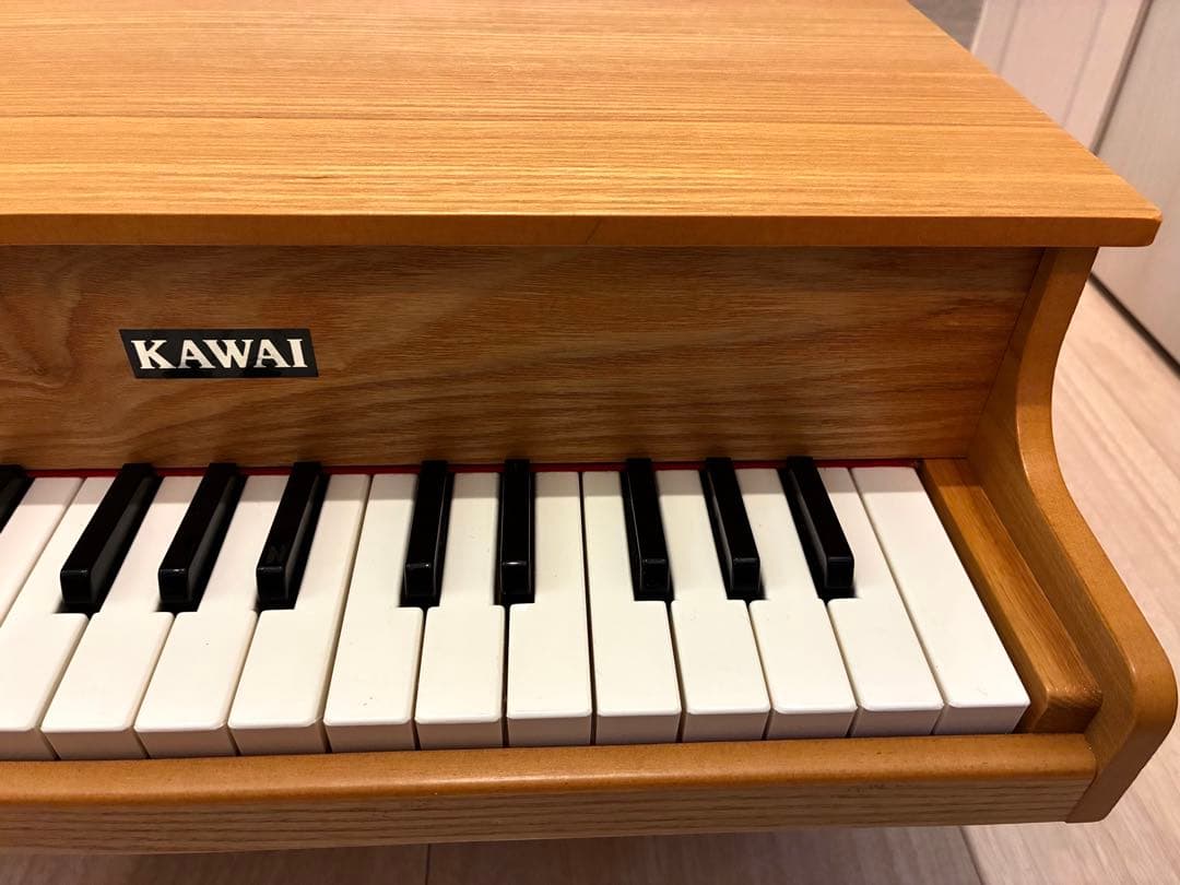 KAWAI 木製 ミニグランドピアノ