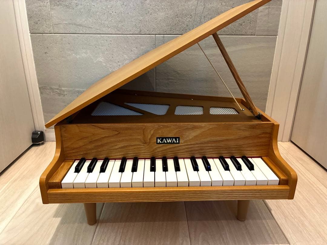 KAWAI 木製 ミニグランドピアノ