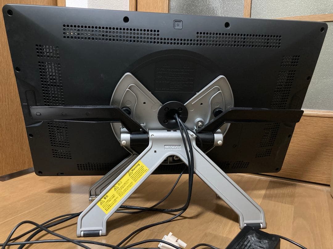 液タブ・ペンタブ wacom Cintiq 22HD DTK-2200/K1