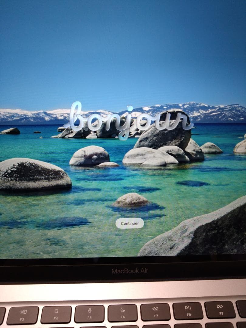 Apple MacBook Air (M1) 8GB/512GB 充放電20回