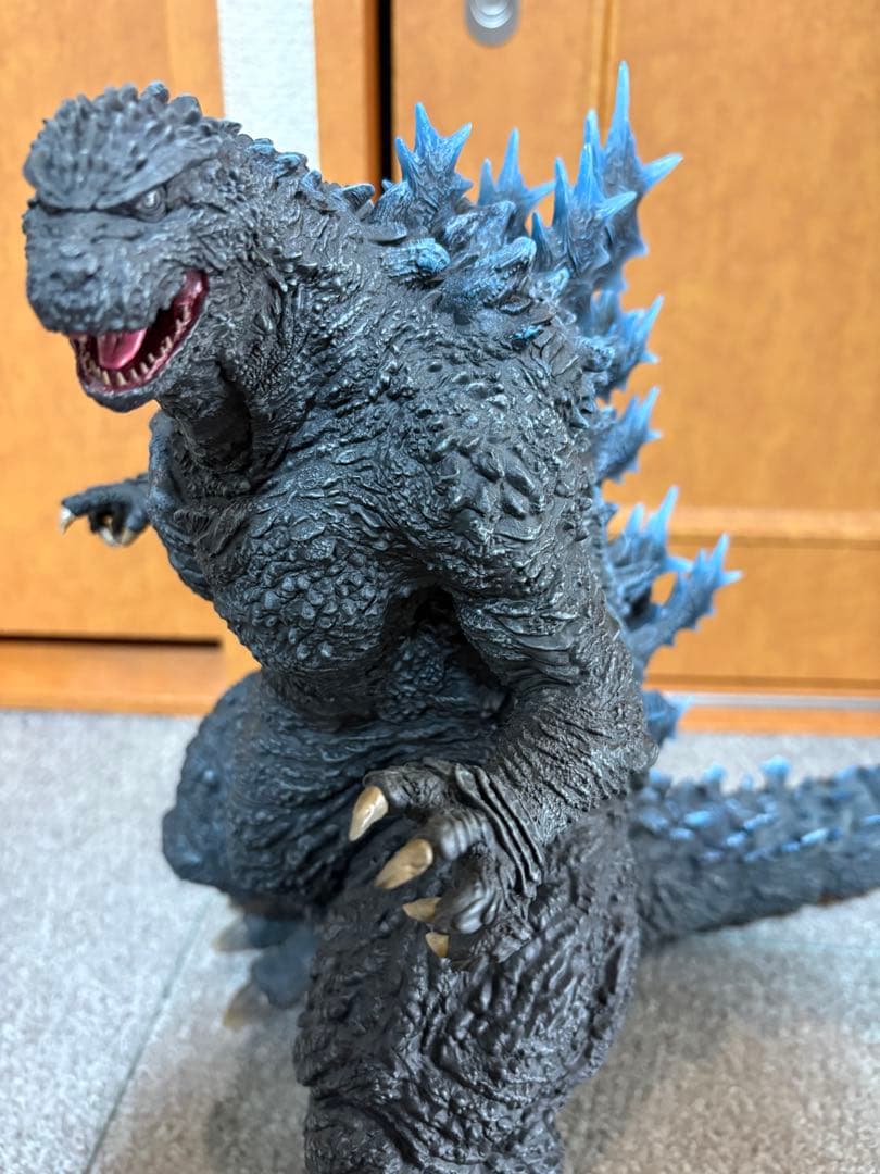 アクリルロゴ付き！東宝30cmシリーズ　ゴジラ・ザ・ライド　ゴジラストア限定版