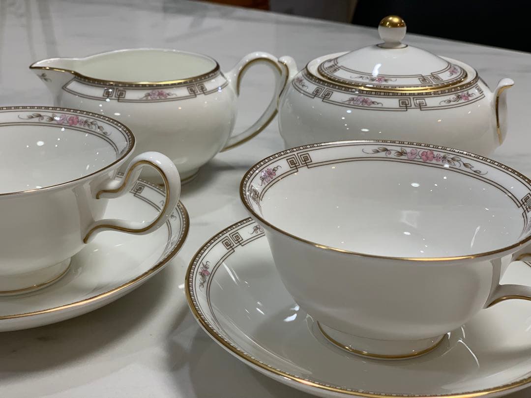 【未使用】廃盤　ウェッジウッド　colchester シュガーポット、クリーマー