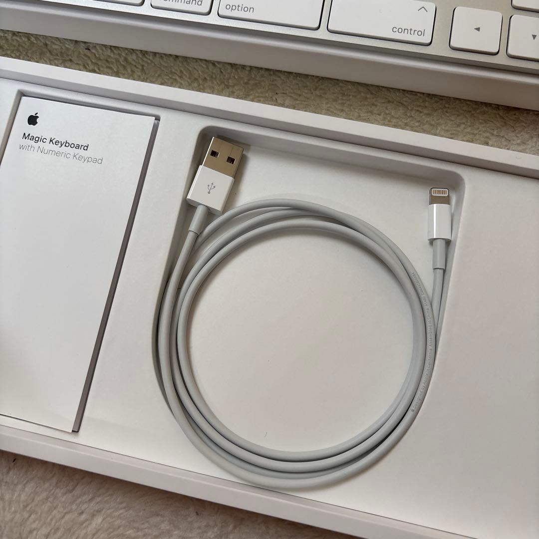 Magic Keyboard テンキー付き (JIS)