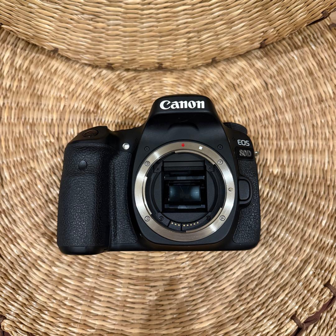 デジタルカメラ Canon 80D