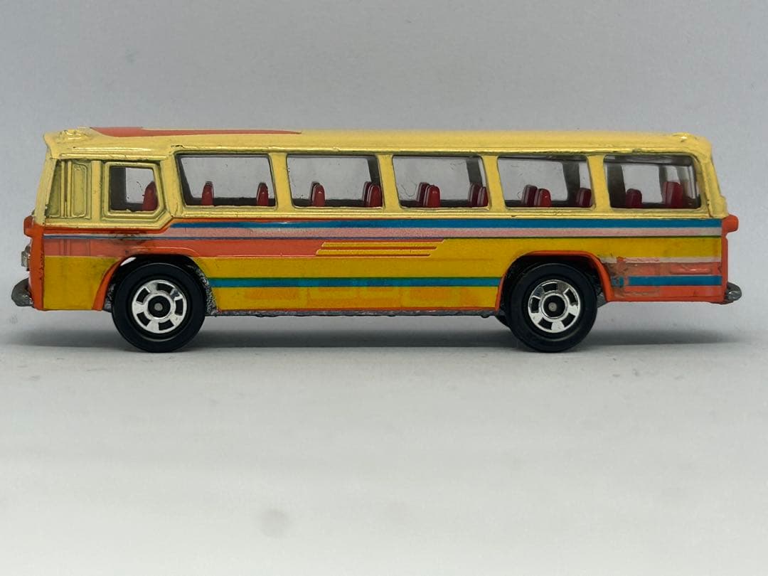 トミカ No.41 三菱ふそう 東名高速バス 新宿小田急特注 日本製 黒箱