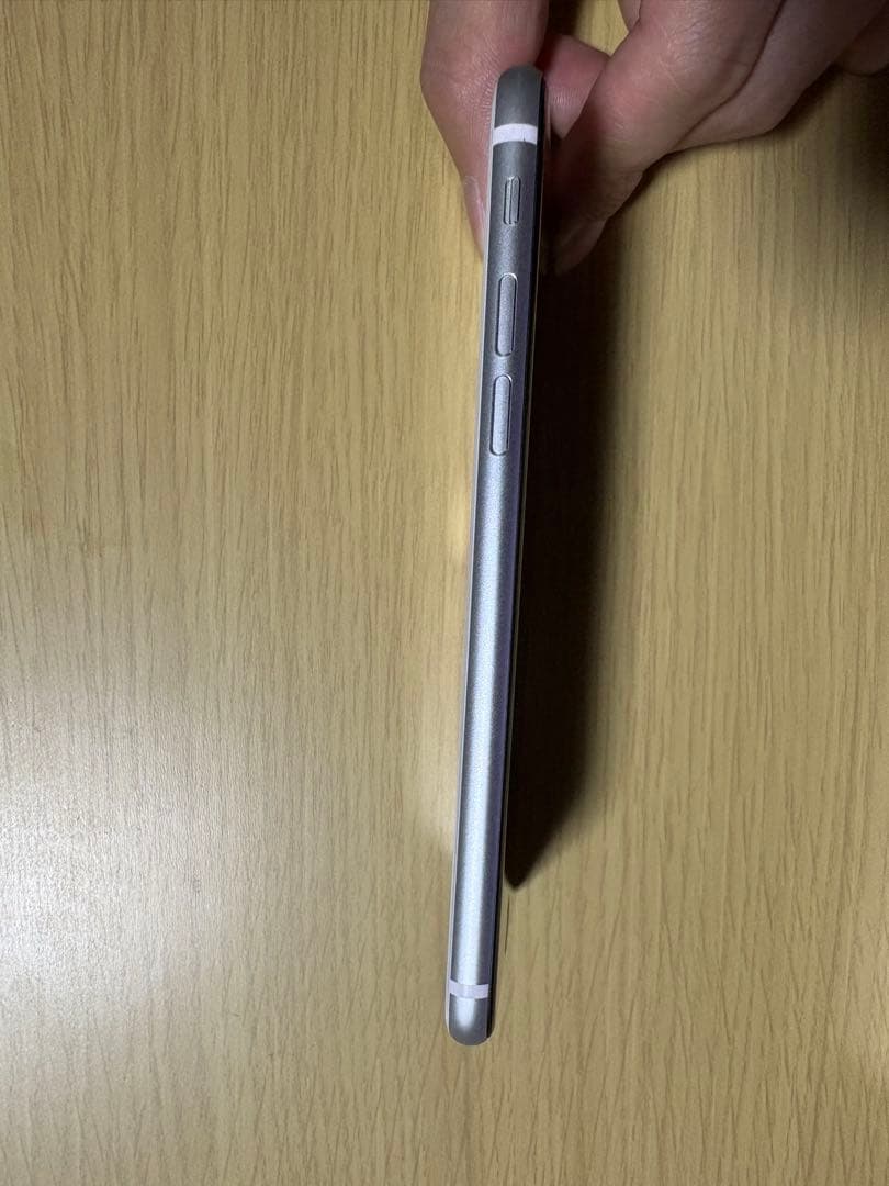 【美品】iPhone SE 第2世代 64GB