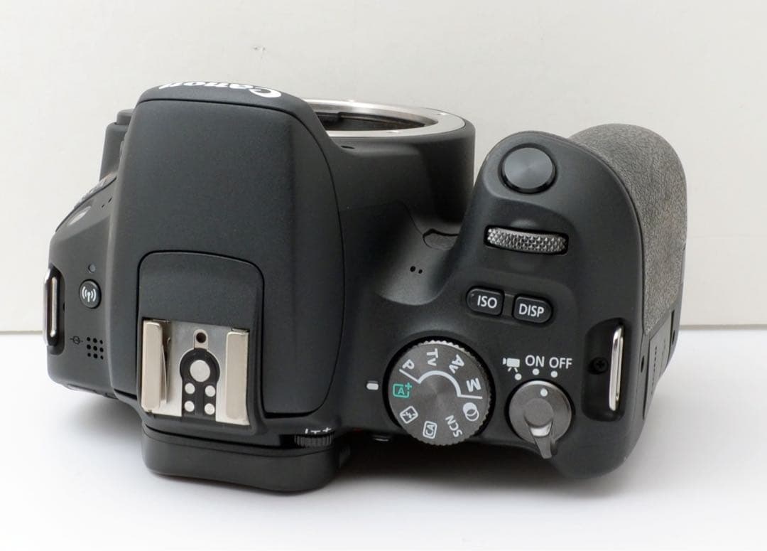 X7後継機！Canon EOS kiss X9★美品★Wi-Fi内蔵★バック付き