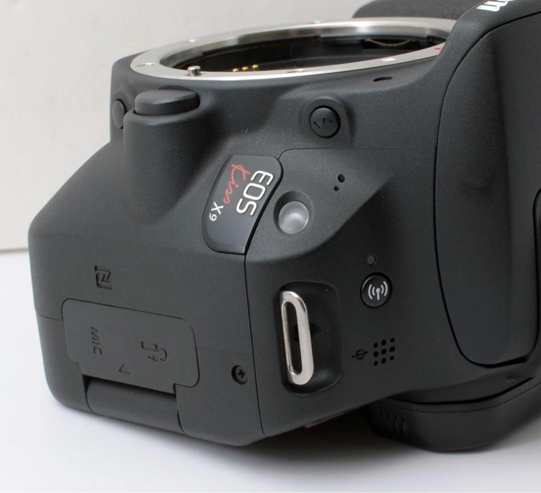 X7後継機！Canon EOS kiss X9★美品★Wi-Fi内蔵★バック付き