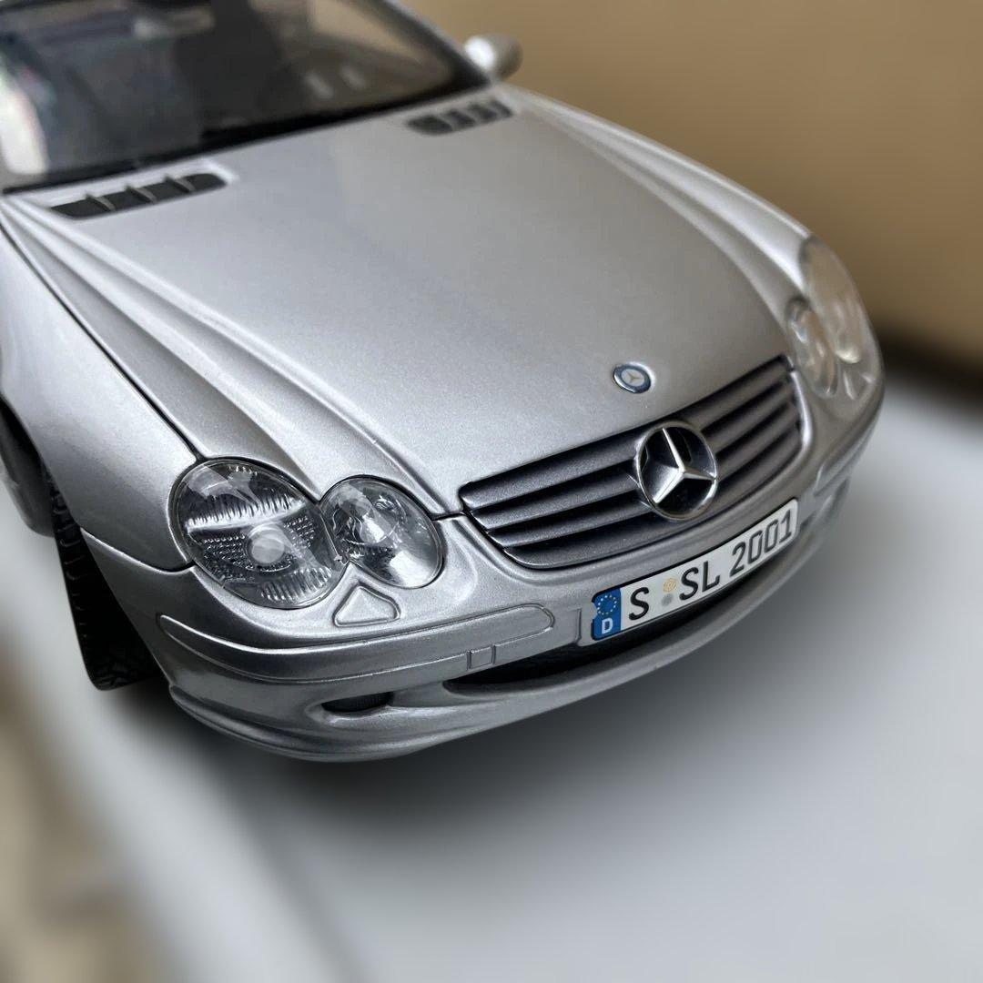 メルセデス・ベンツ SL 2001 シルバー 1/18