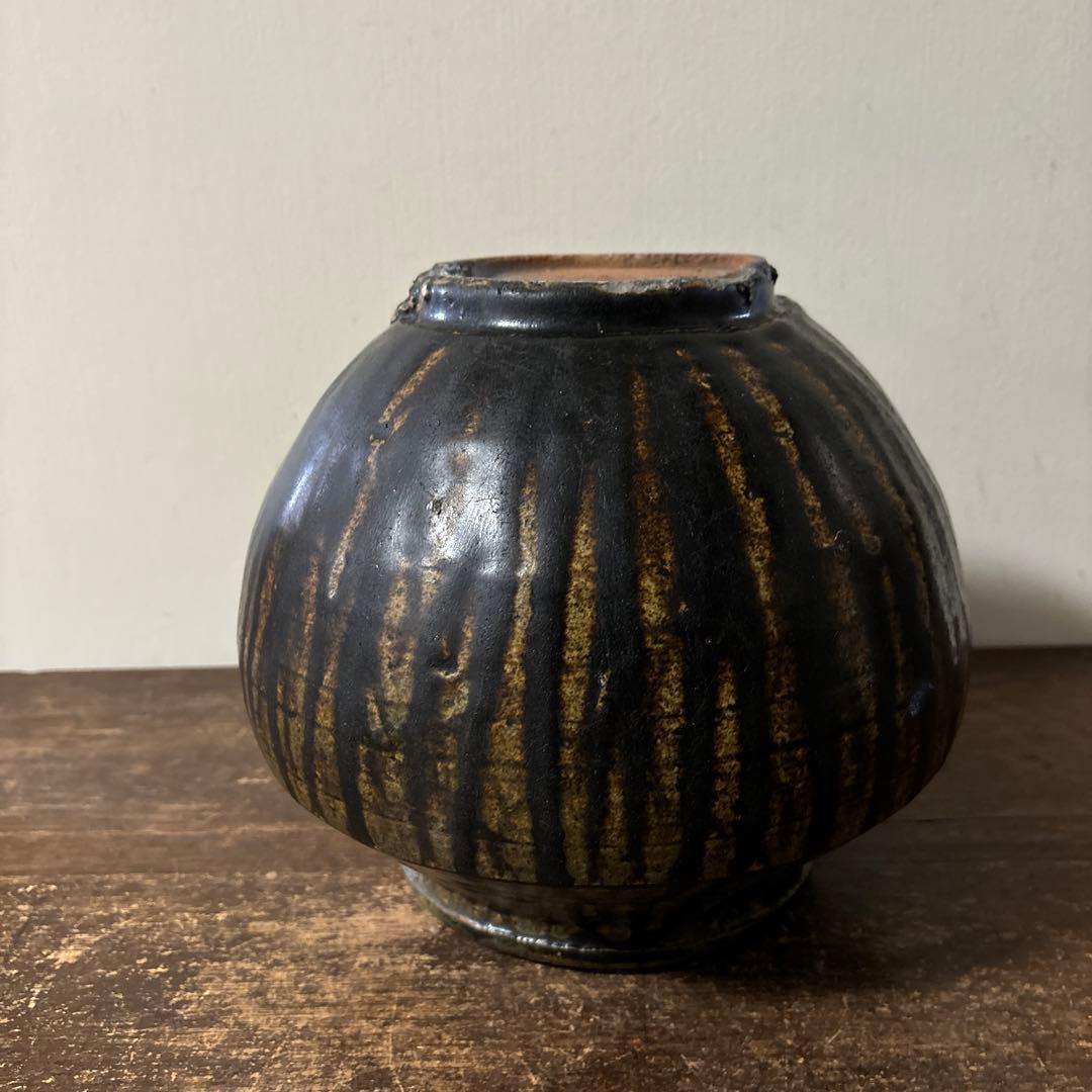 黒高麗壷　信楽　伊賀焼　古道具　古備前　李朝　骨董　花入　花器　古美術　古美術