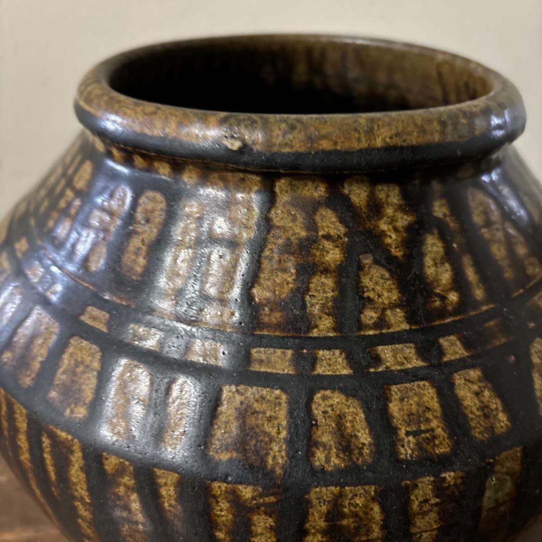 黒高麗壷　信楽　伊賀焼　古道具　古備前　李朝　骨董　花入　花器　古美術　古美術