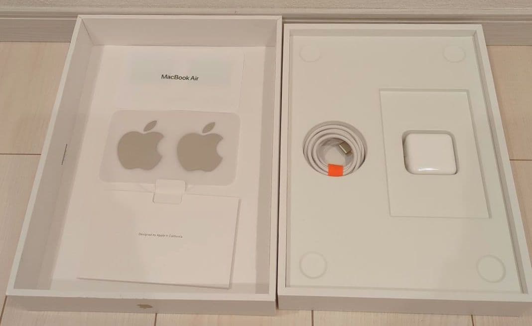 MacBook Air(M3チップ,13インチ,24GBメモリ,スターライト)