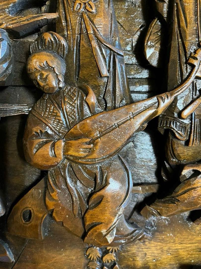 透かし彫り仕女円卓