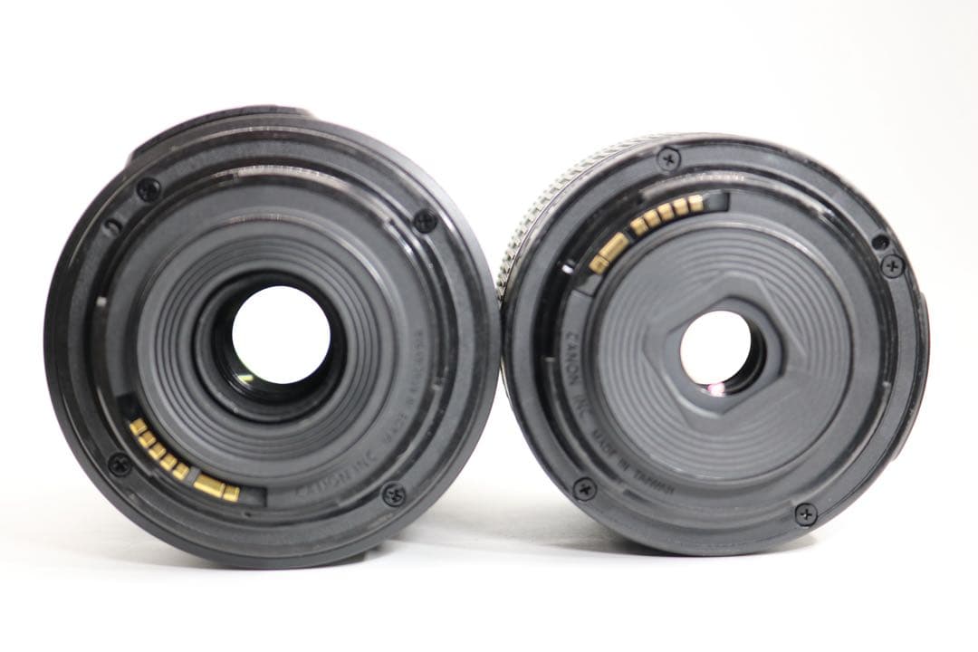 ボディ新品級　【Canon EOS Kiss X9 ダブルレンズセット】