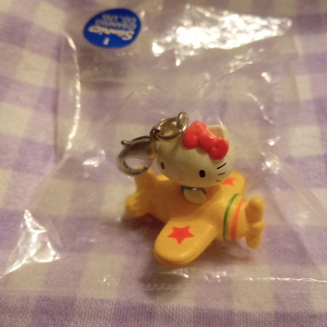 希少 新品 ハローキティ 飛行機 ストラップ 04年