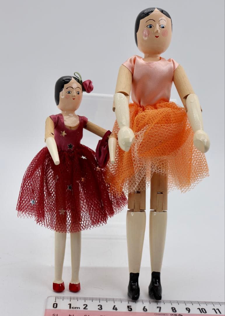 アーティスト作品 ゴリーと木製ペグドール2体と木馬セット