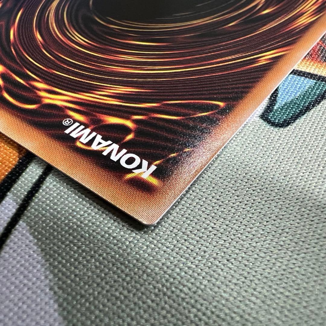 遊戯王　ブラックマジシャン オーバーフレーム　プリズマ