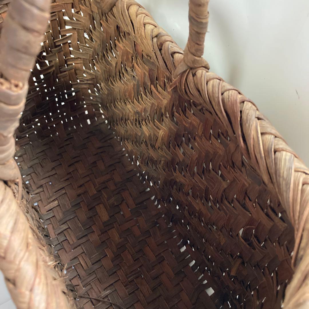 ①国産山葡萄　手作り　かごバッグ 国産　網代編み　山形県
