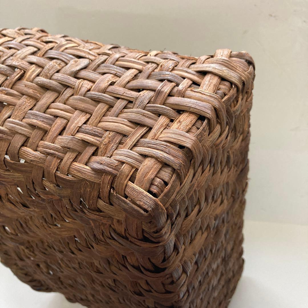 ①国産山葡萄　手作り　かごバッグ 国産　網代編み　山形県