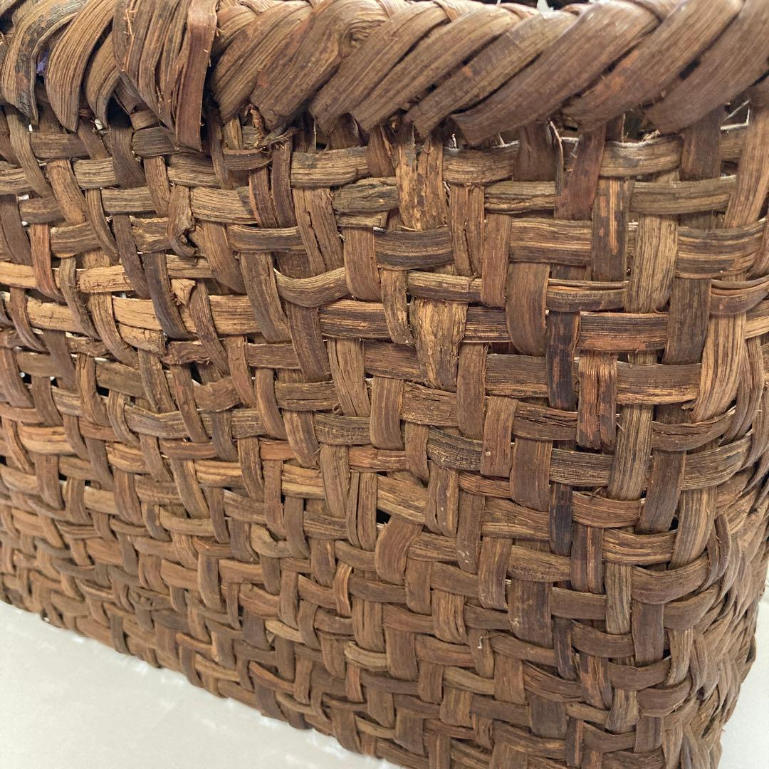 ①国産山葡萄　手作り　かごバッグ 国産　網代編み　山形県